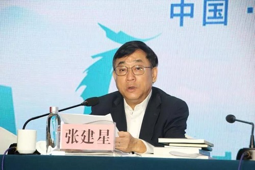 中国报业协会理事长张建星.jpg